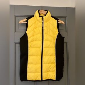 Body Glove size small down vest